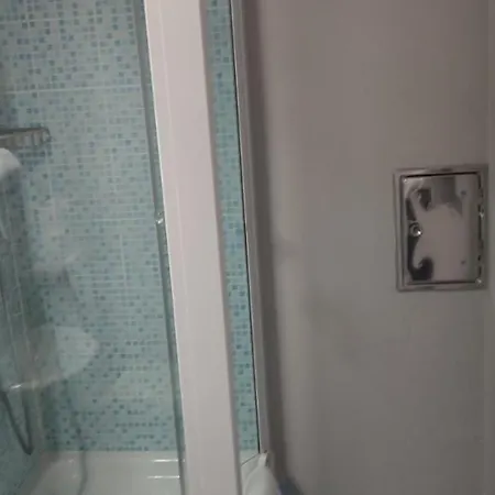 Bristol Hotel 2*