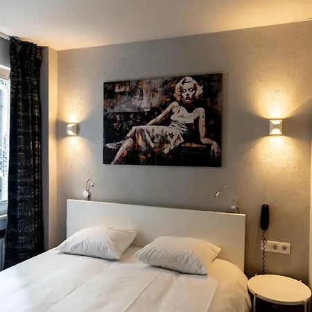 Hotel Bristol 2*